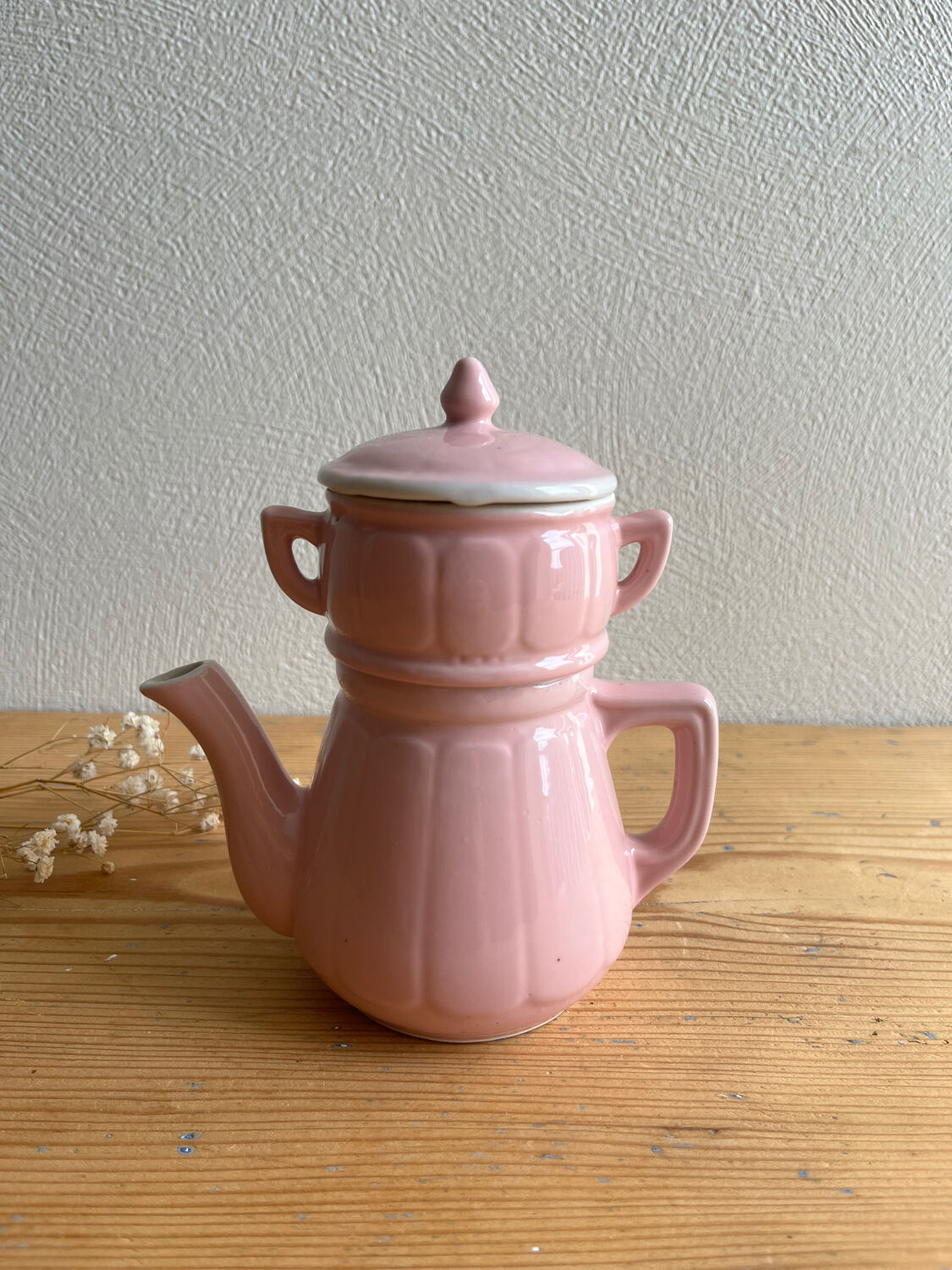 Old pink earthenware coffee pot Esprit Digoin Sarreguemines