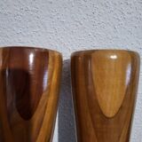 Wooden vases, companions of duty