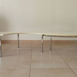Vintage tripod coffee table in chrome and formica from the 1980s.