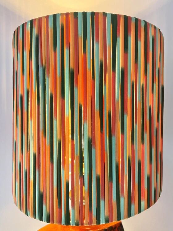 70s Fat Lava lamp with Pop Art shade
