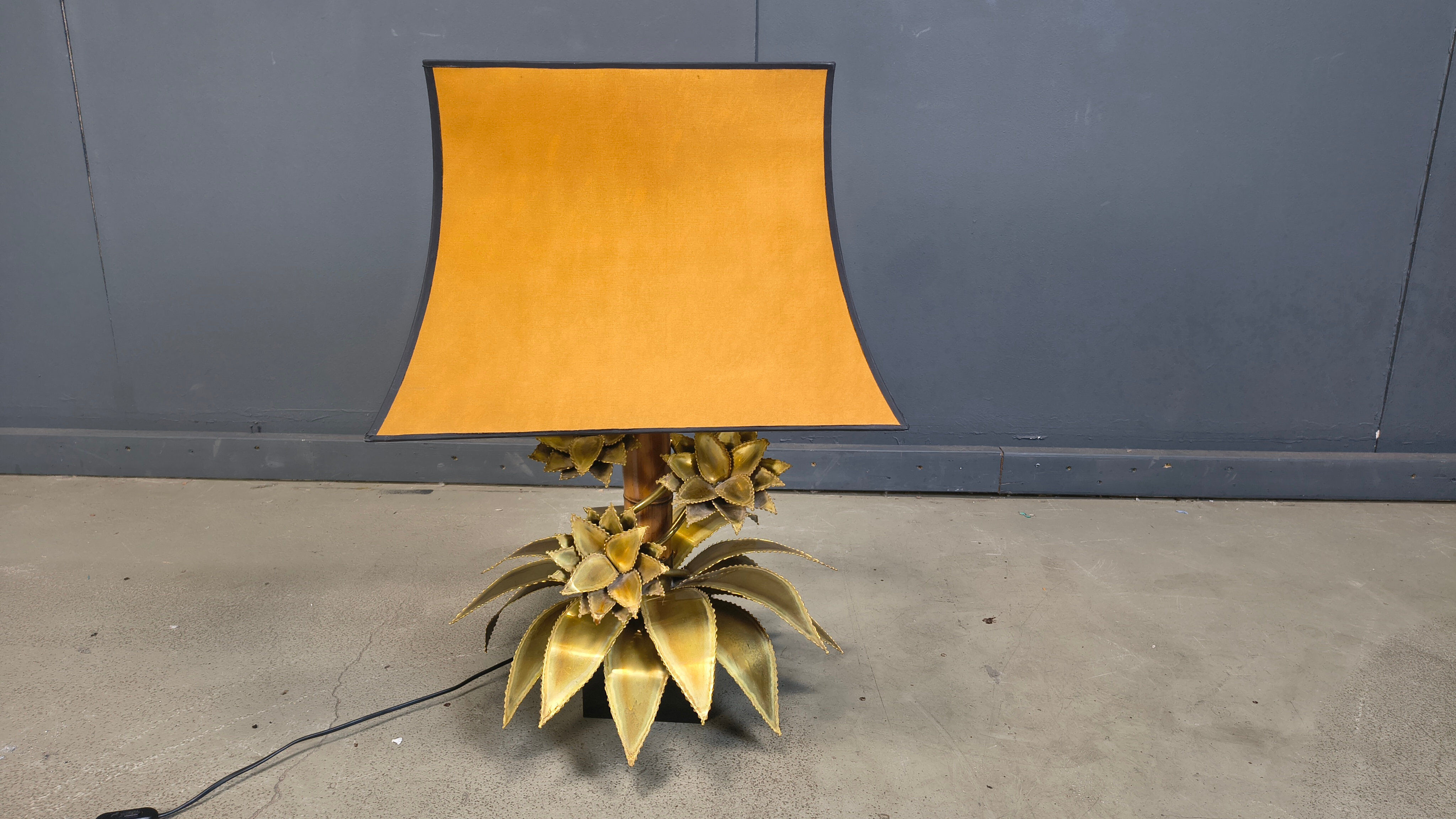 Maison Jansen floral table lamp, 1970s
