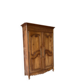 Armoire ancienne en merisier massif – XIXe siècle – Style Louis XV