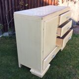 Buffet convenient vintage Mado lacquered white beige in good condition.