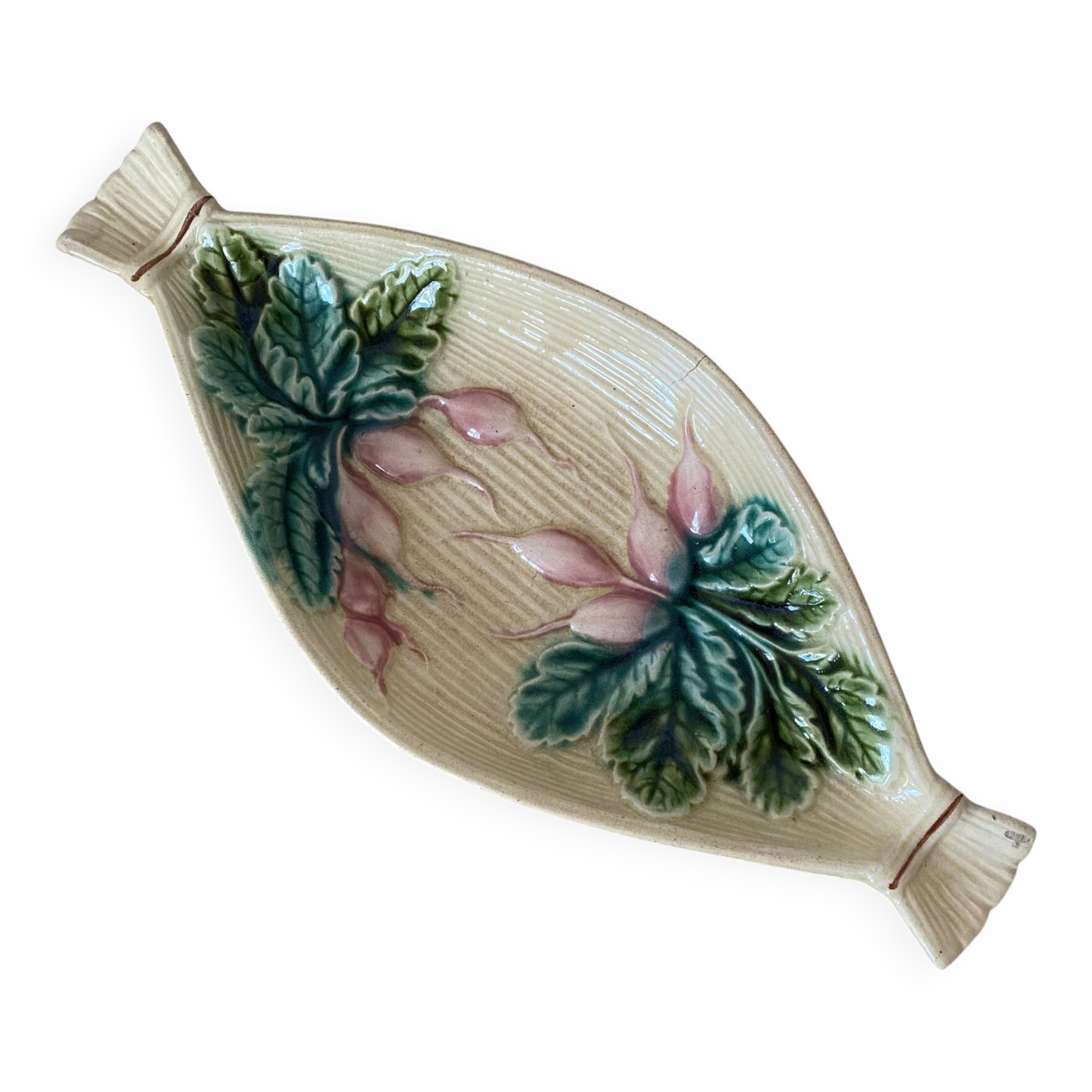 Ravier in slip clay salins, radish