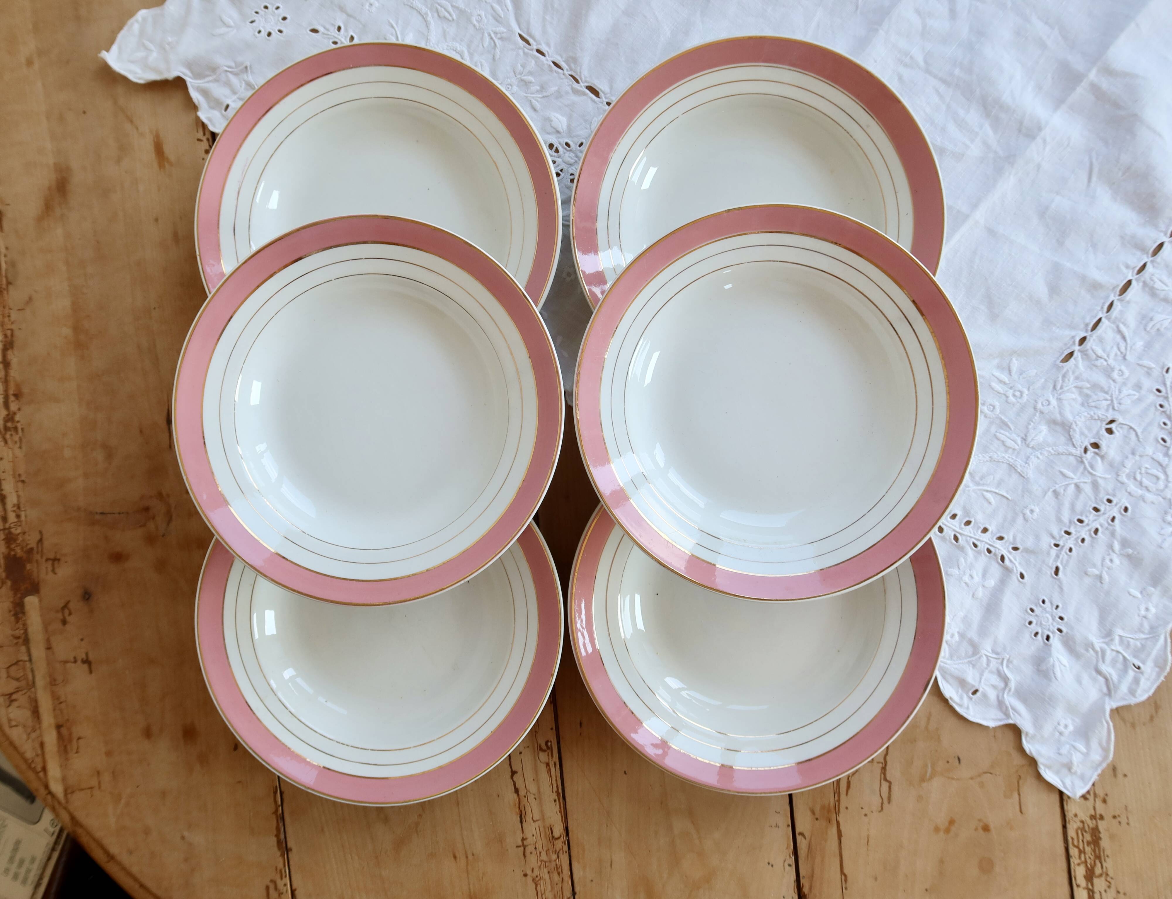 6 vintage Lunéville K&G deep plates in the Régence model.