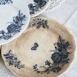5 assiettes plates antiques faience d'Onnaing Nord motif fleuri et papillon bleu patine