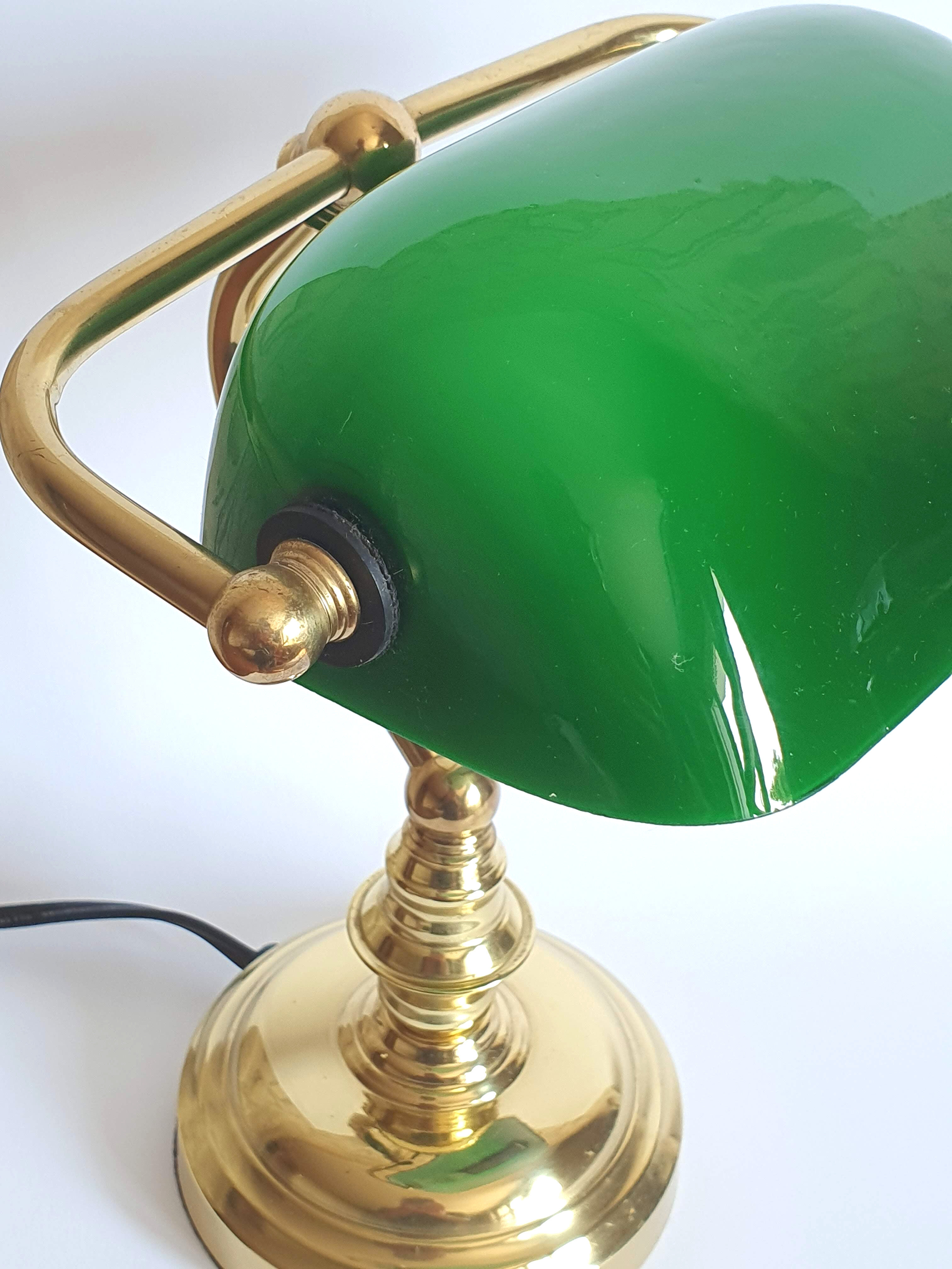 Notary or banker's lamp