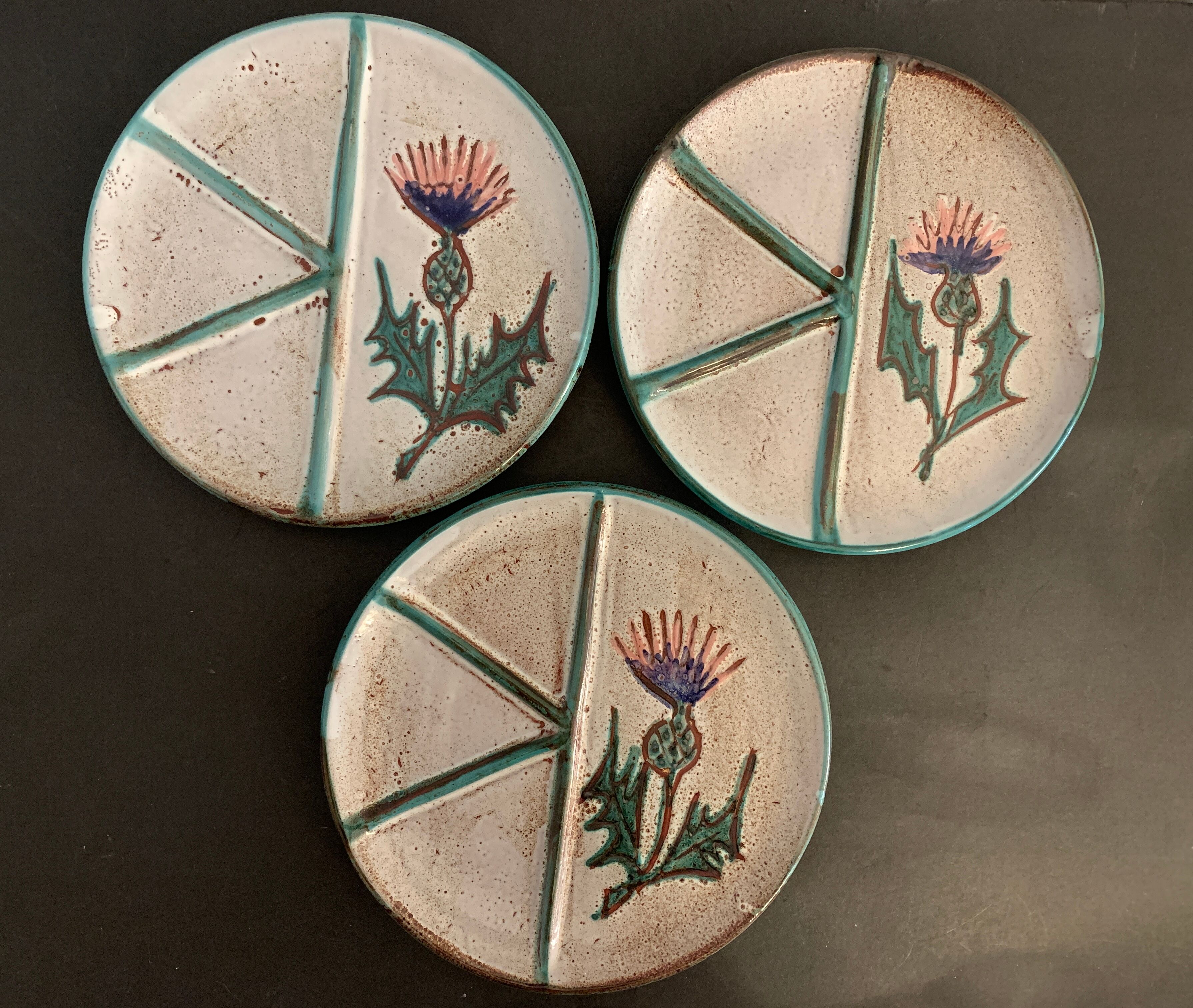 6 ceramic plates, model chardons, Daniel Etienne, Vallauris, 1970