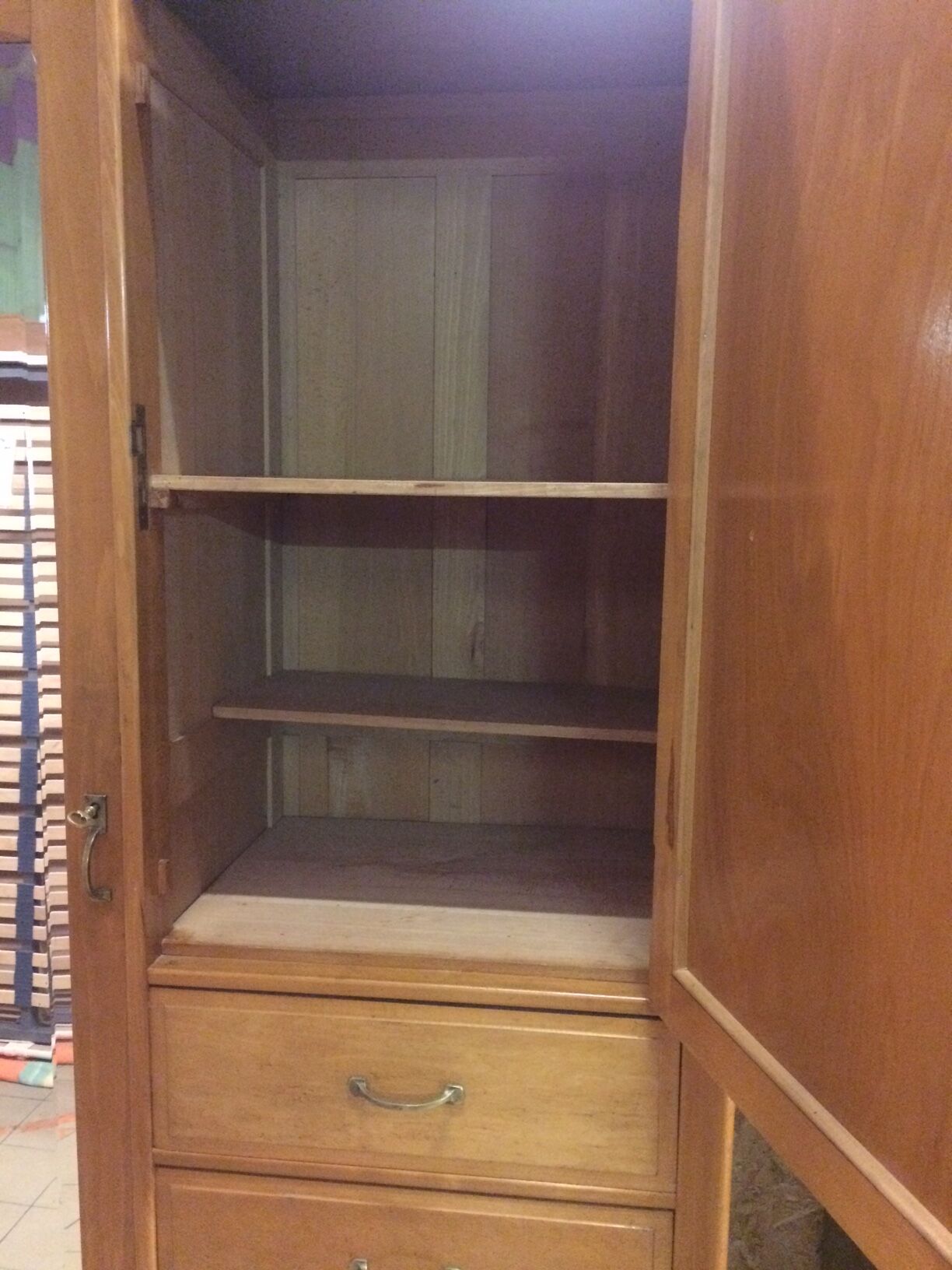 Art Deco cabinet in oak and veneer