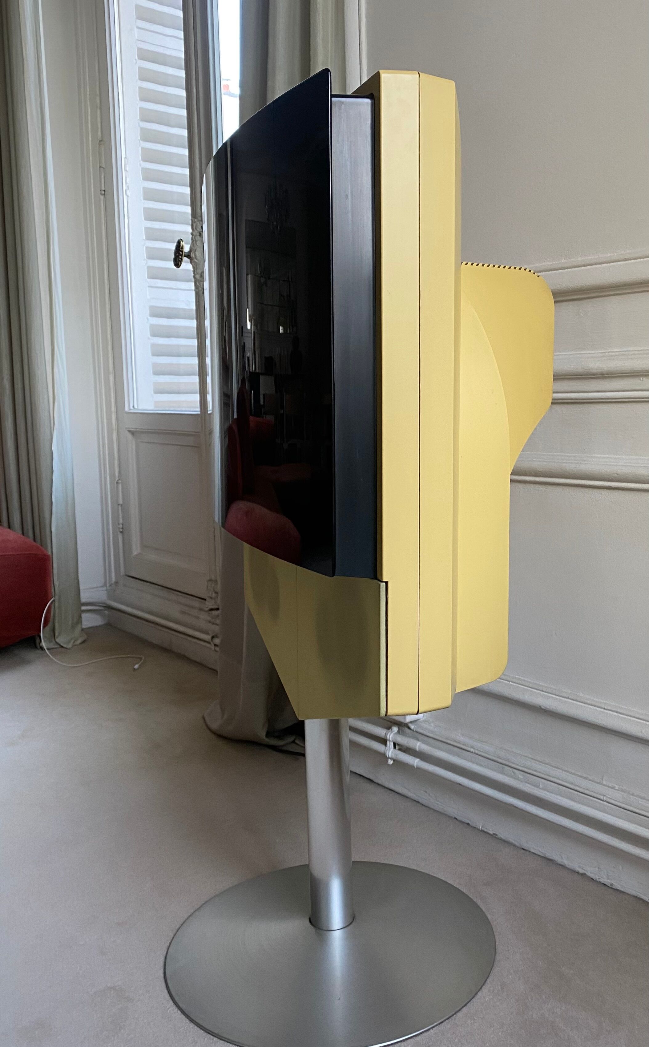 Beovision 1 ls tv from bang & olufsen