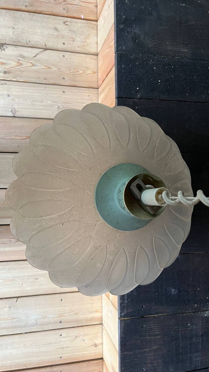 Opaline suspension rises and falls vintage