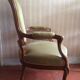 Fauteuil cabriolet velours vert amande