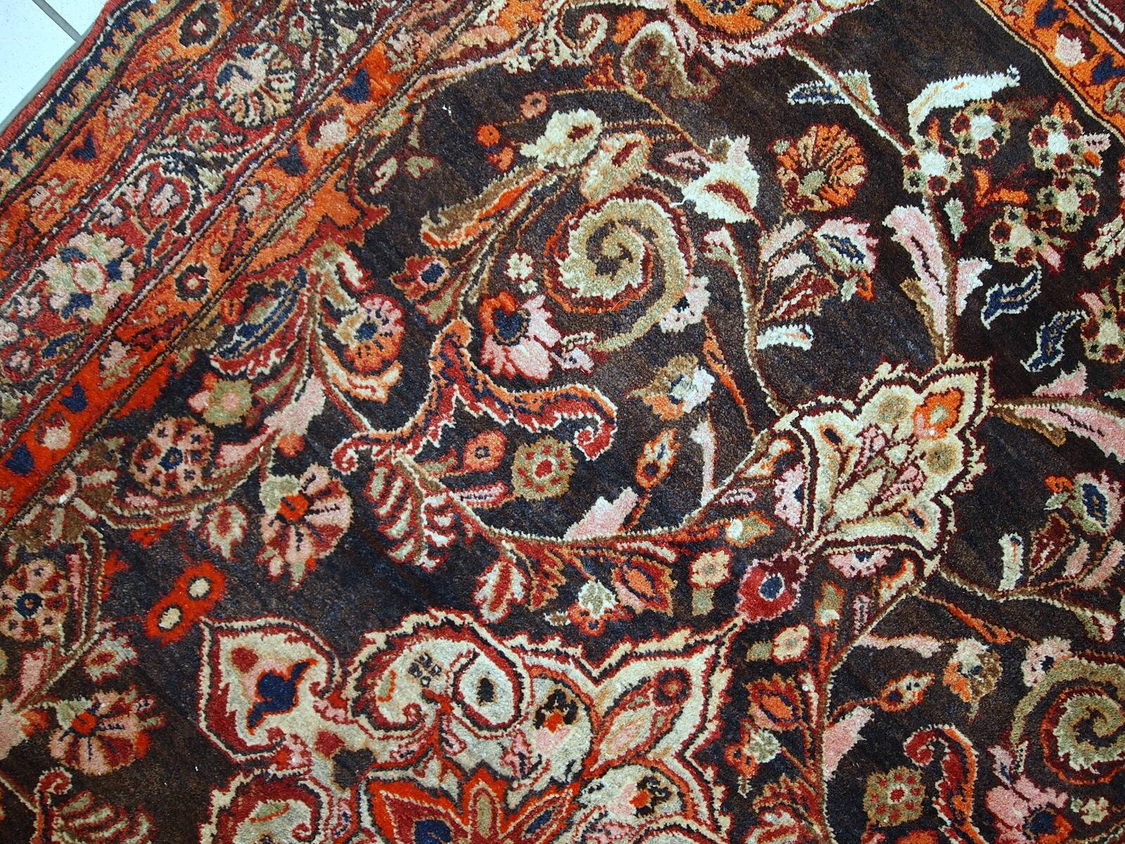 Tapis vintage fait main Tabriz du Moyen-Orient 135cm x 220cm (1950s)