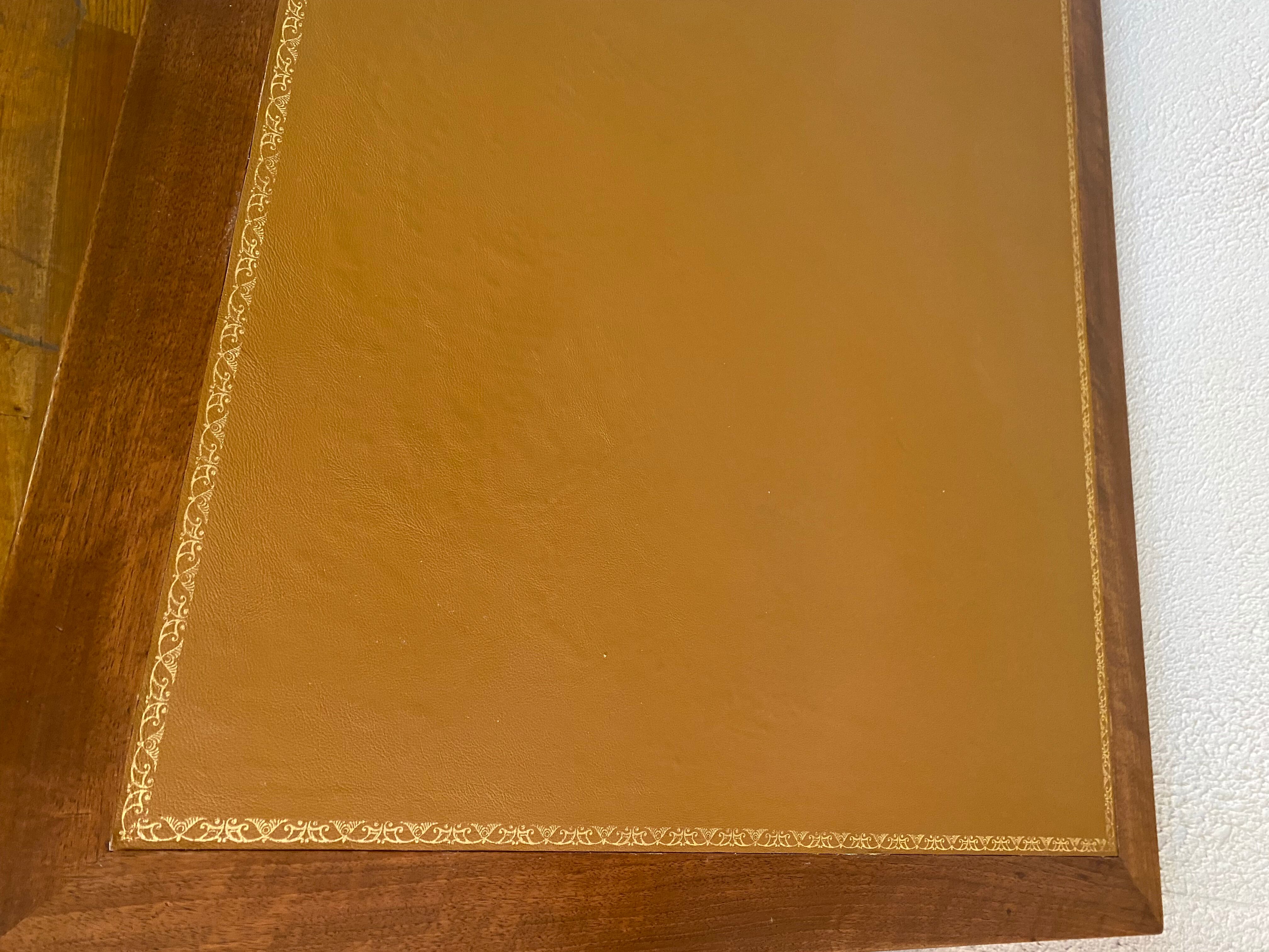 Bureau Louis Philippe en acajou blond