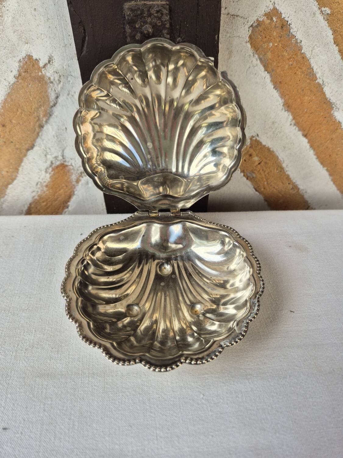 Silver-plated shell butter dish
