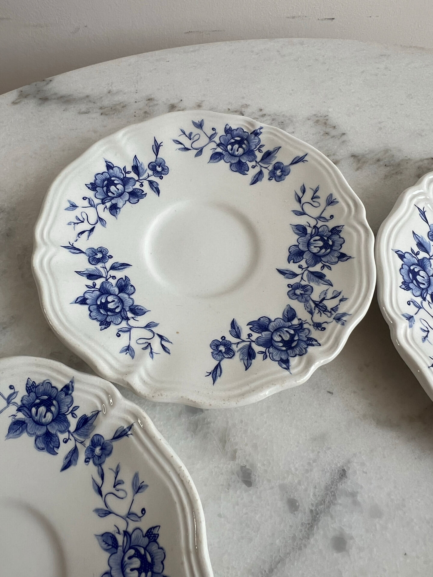 Set of 5 antique Sarreguemines saucers