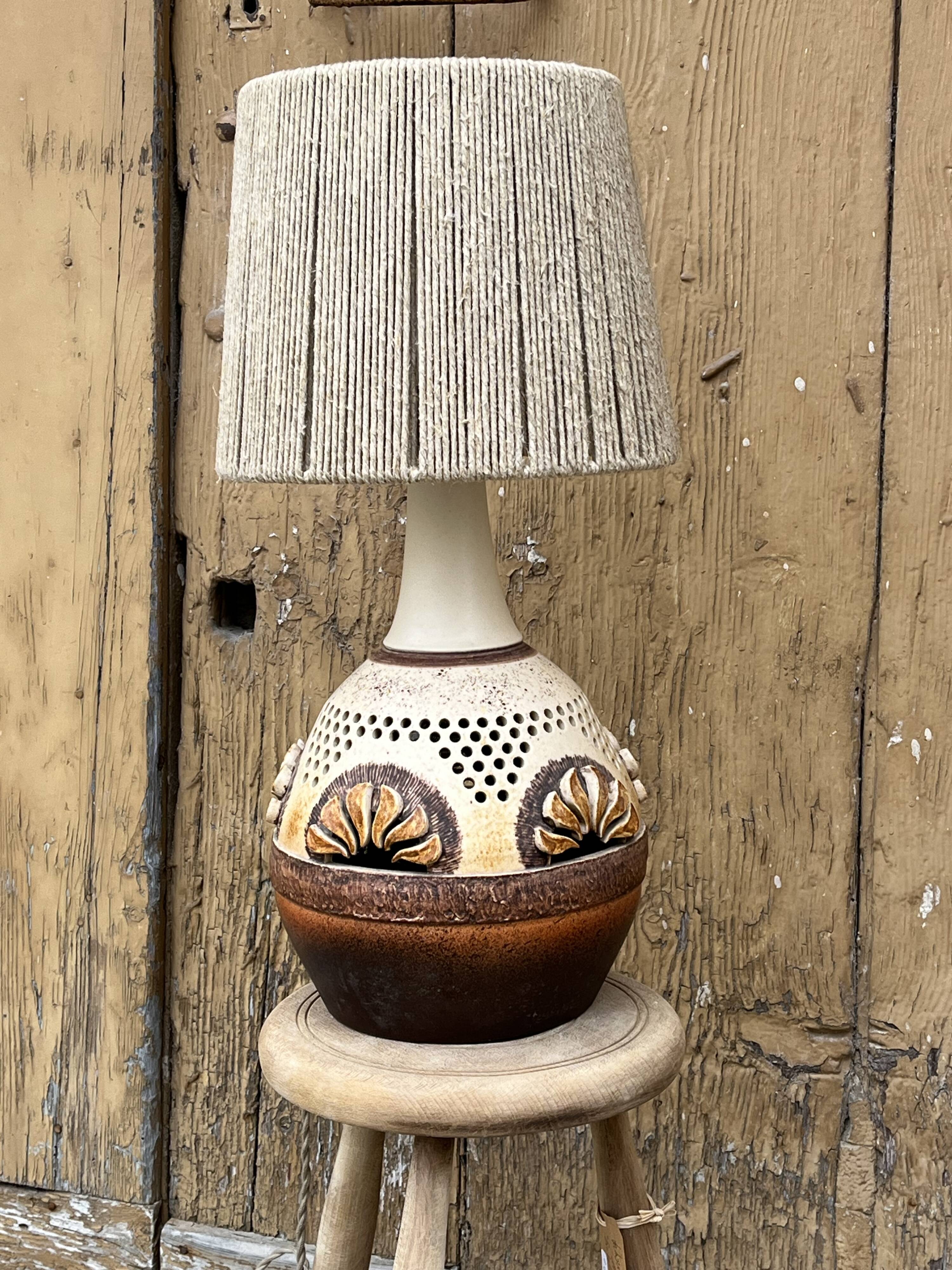 Scandinavian ceramic lamp