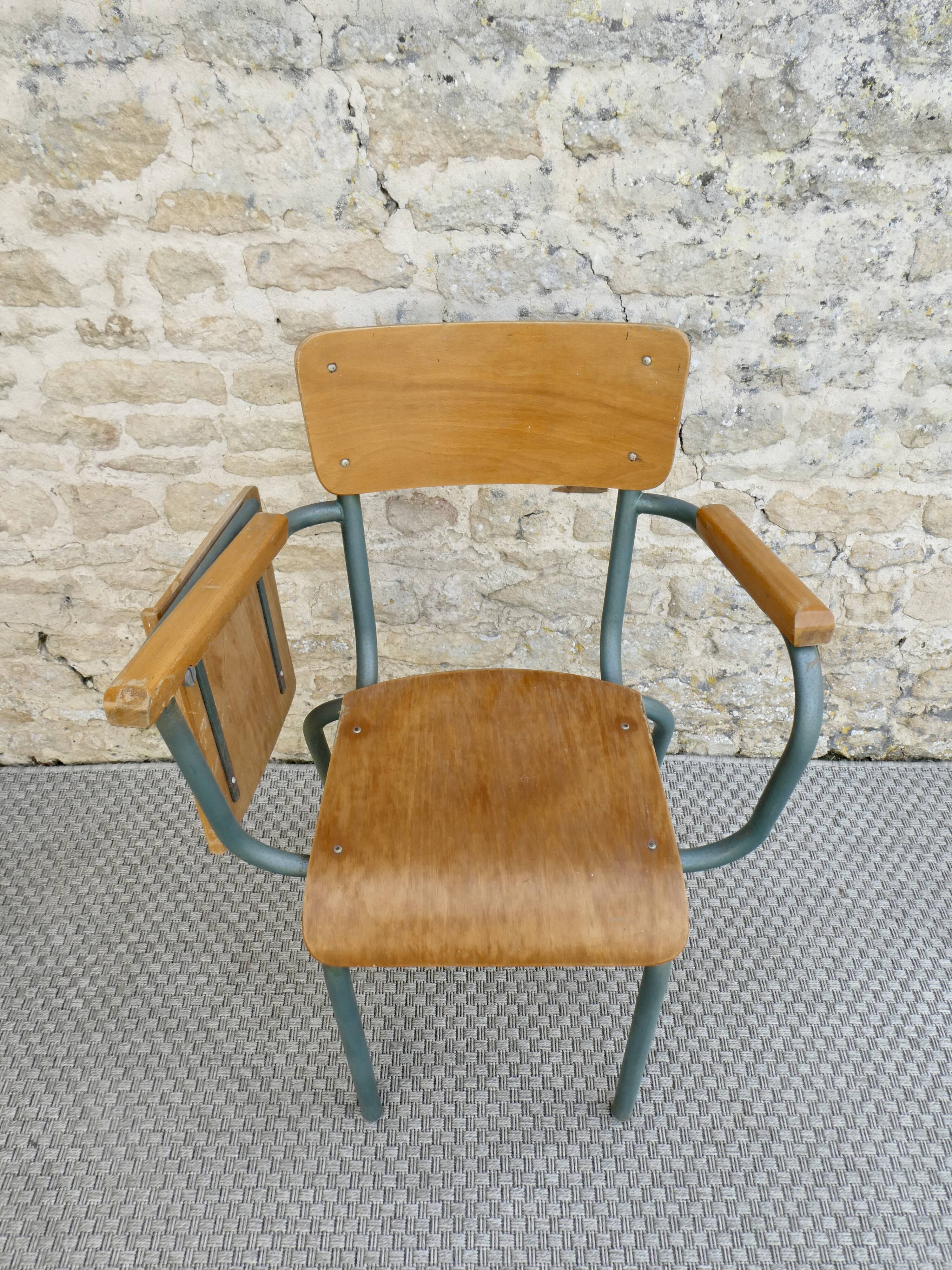 Student chair in wood and metal, circa 1960.