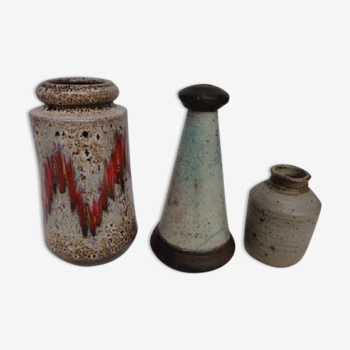 Set of vases and ceramic pot