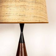 lampe de table Danoise, forme de quille, en teck et ébène par Fog & Morup.