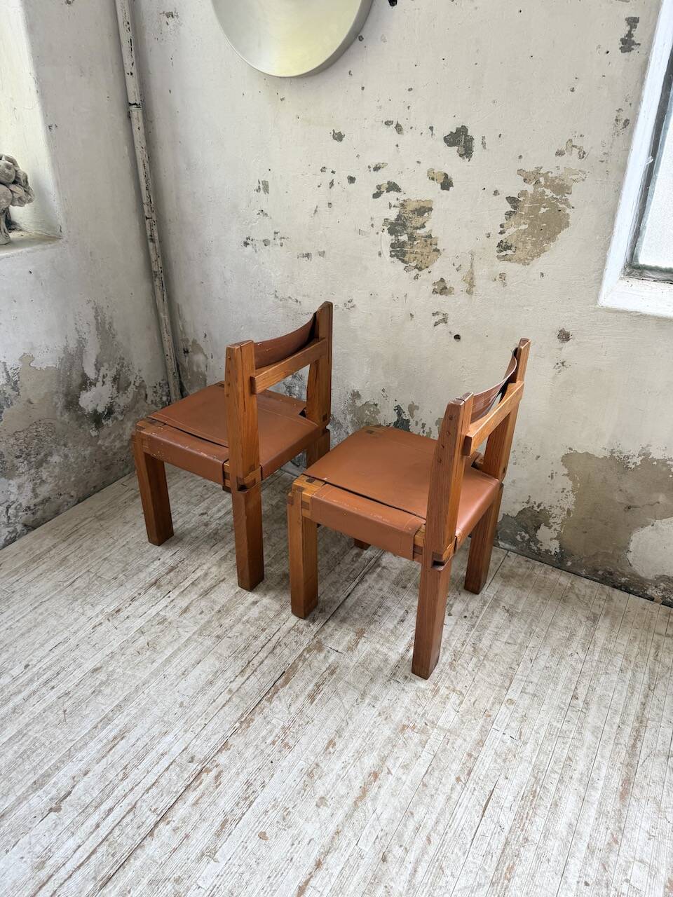 Paire de chaises Pierre Chapo S11