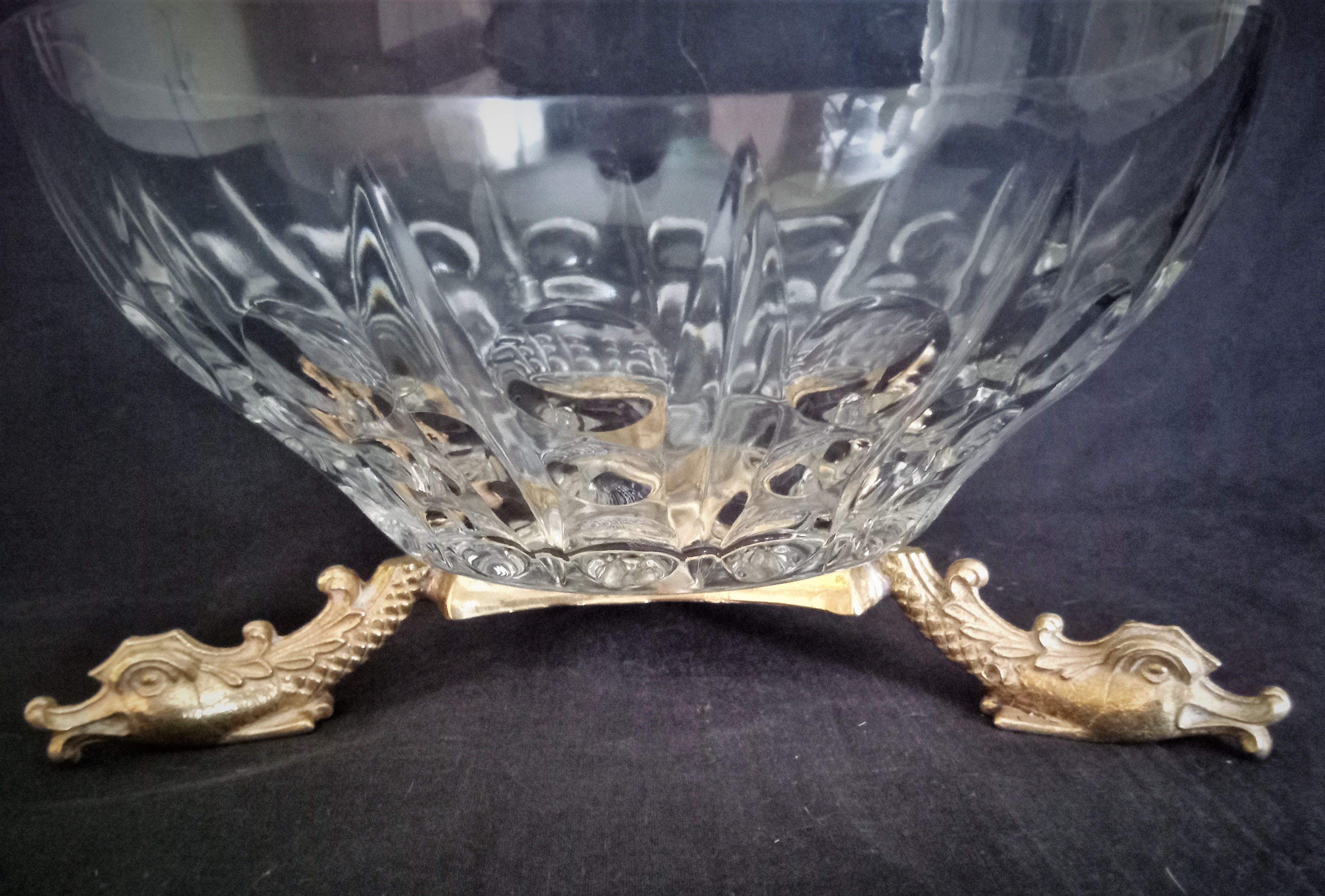 Glass centerpiece, bronze base in the shape of fish