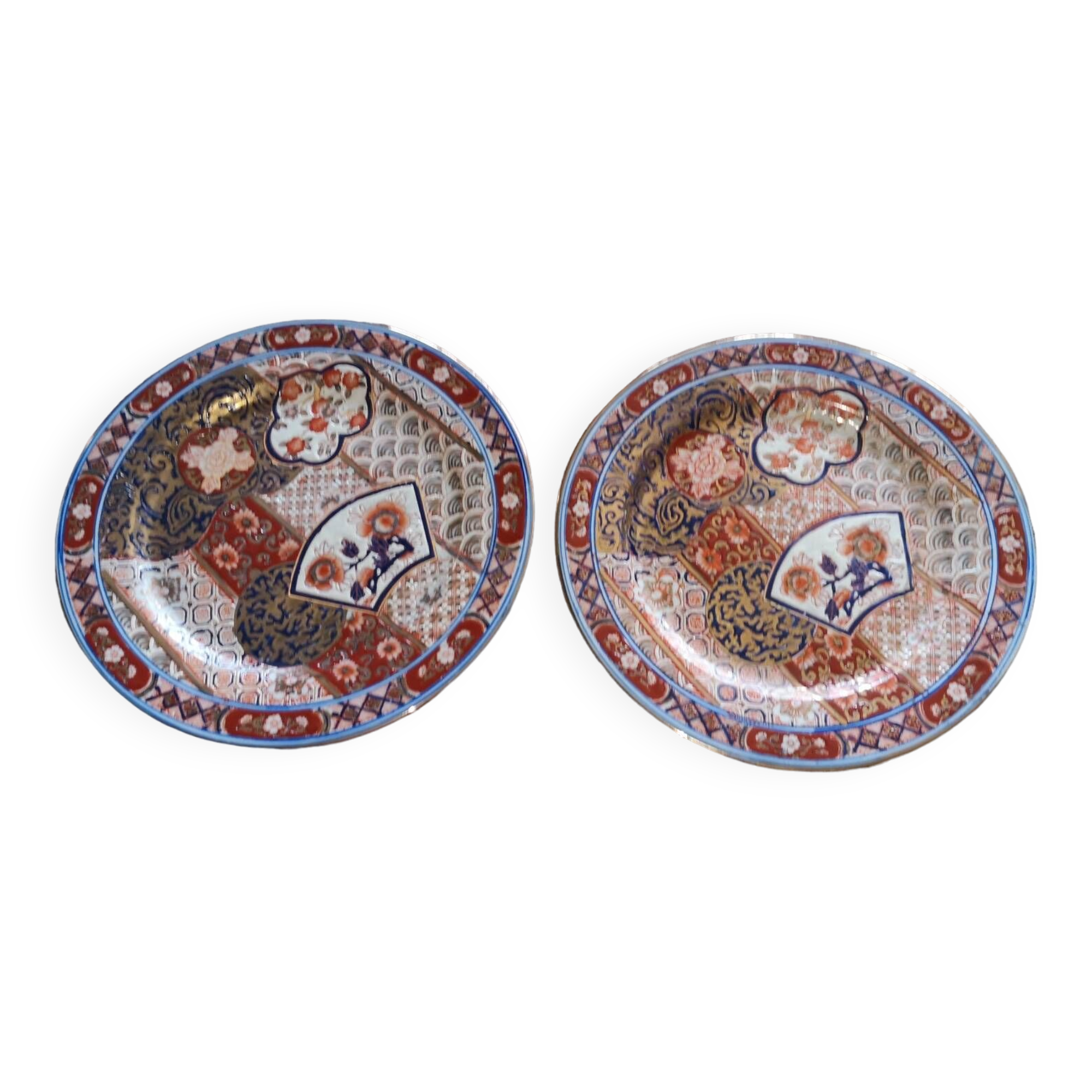 large Chinese imari plate or shallow bowl with flower and fan designs