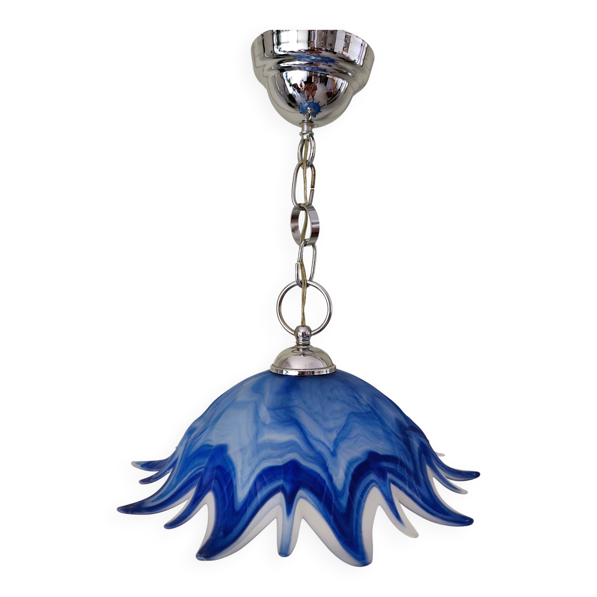Vintage blue and white stylised flower pendant