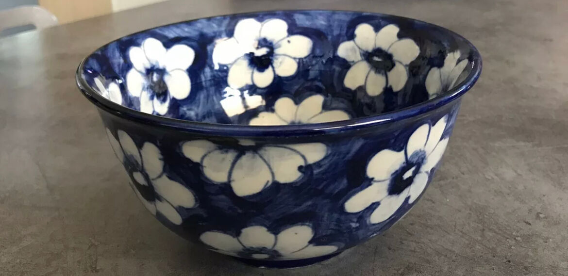 Vintage cup bowl in earthenware with blue floral paint décor - 18.5 cm