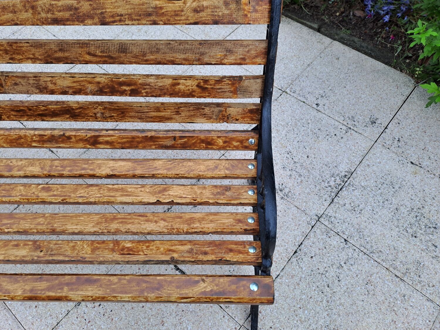 Garden bench cast iron and wood