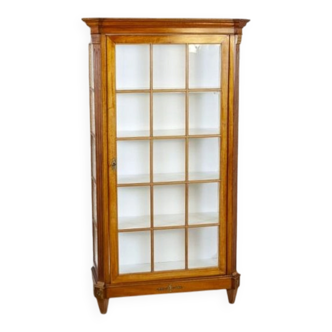 Mid-20th Century Single-Leaf Beech Display Cabinet, 1940s
