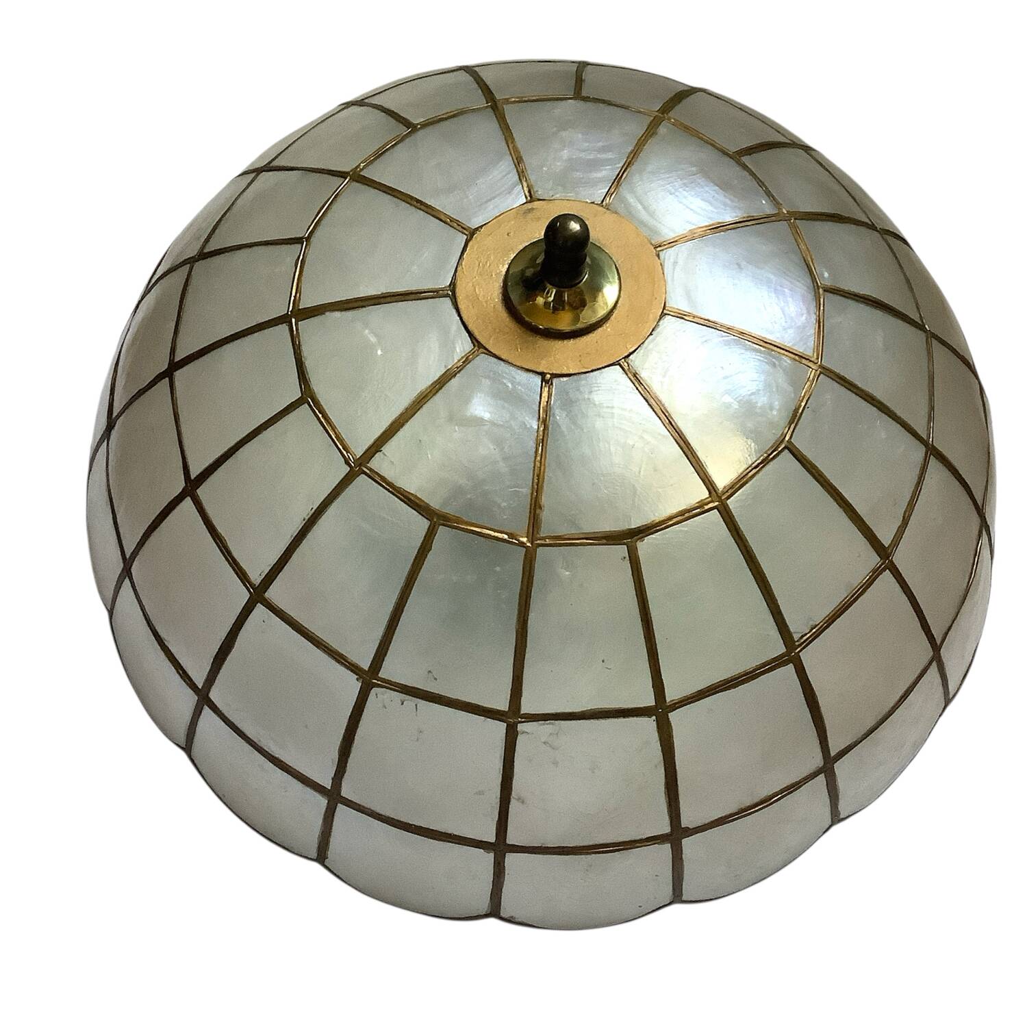Vintage mother-of-pearl and brass ceiling light – Tiffany style