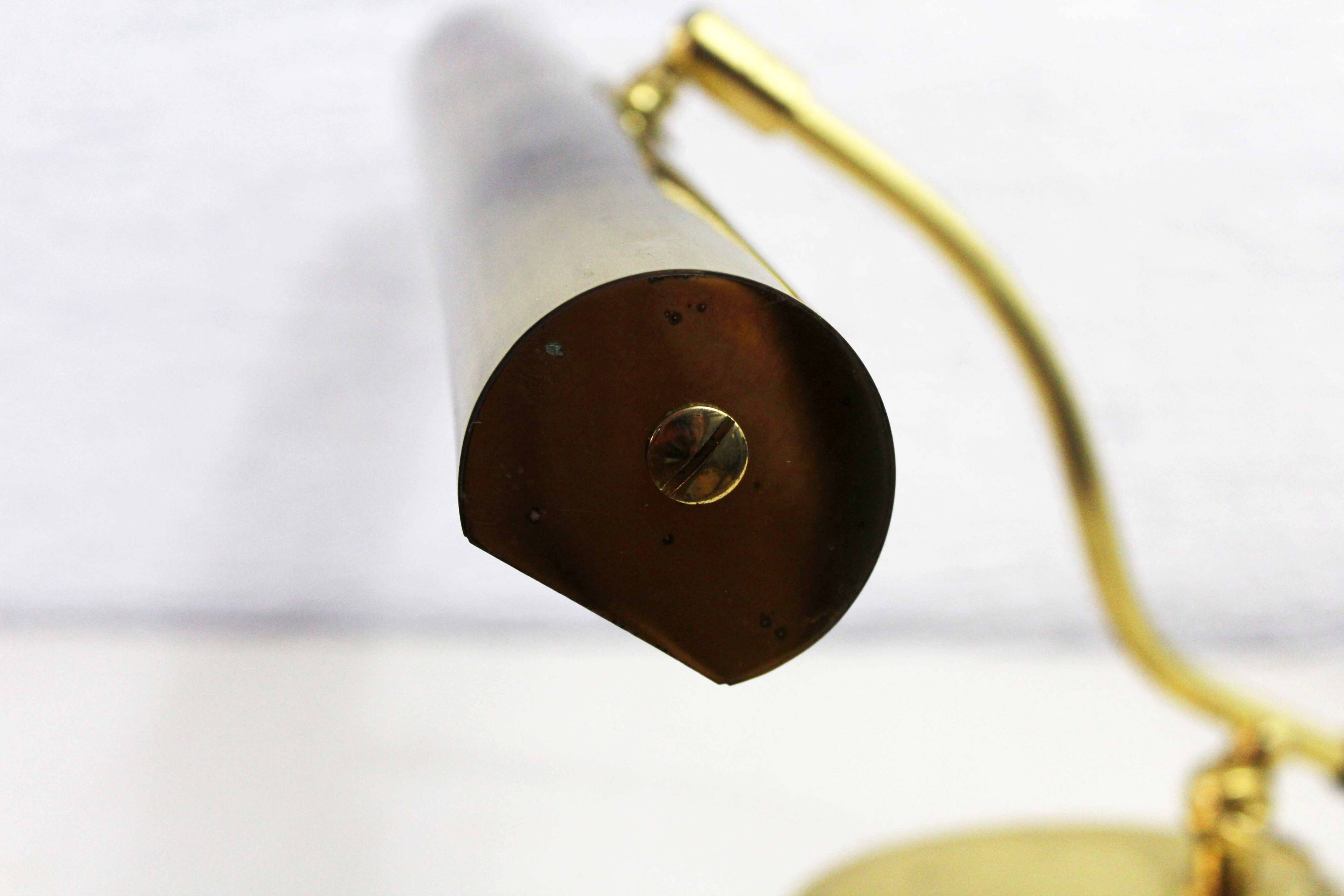 Lampe de bureau en laiton