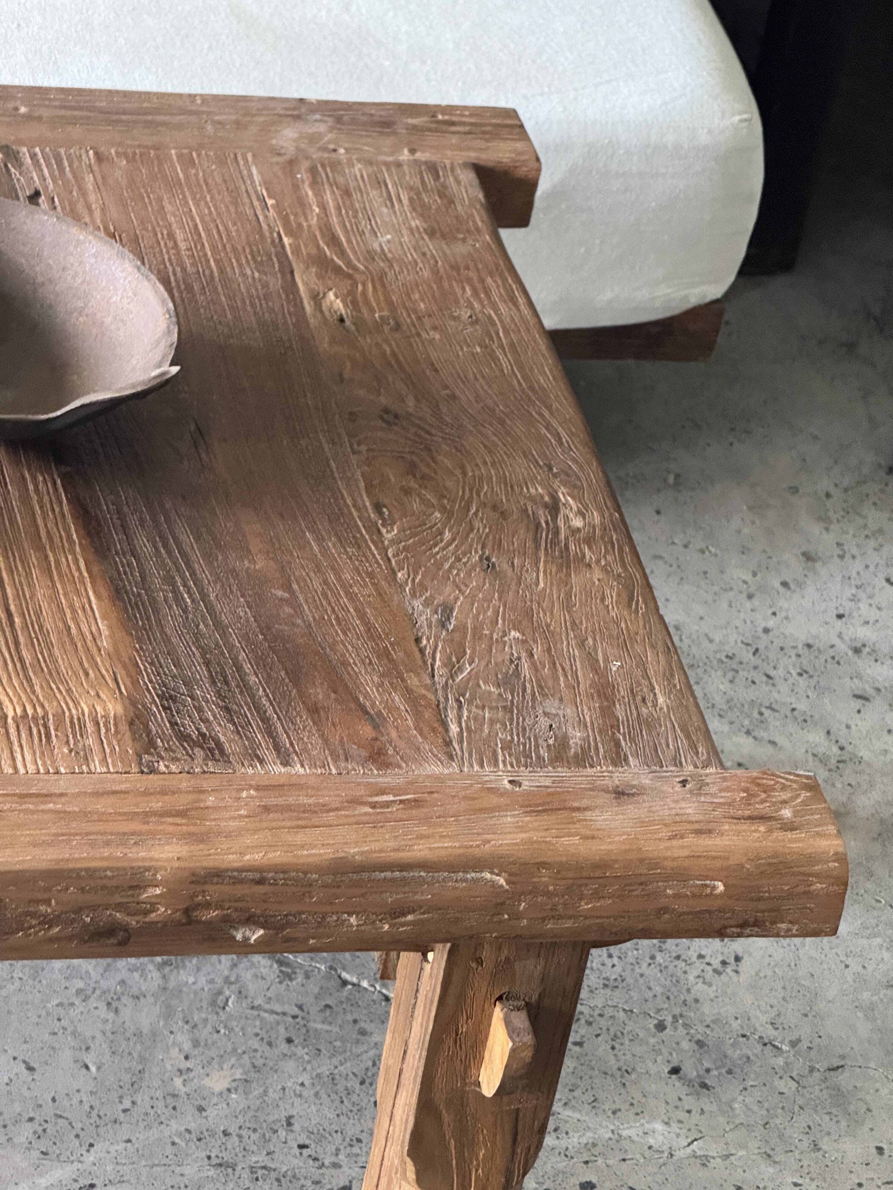 Large upcycled golden teak coffee table L1m60 W70 H45