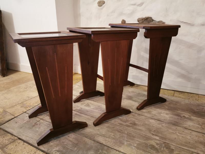 Series of 3 tables gignogne art deco marquetry