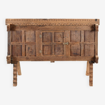 Old Damchiya - Carved Indian furniture n°54