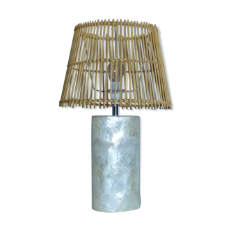 Mother-of-pearl table lamp