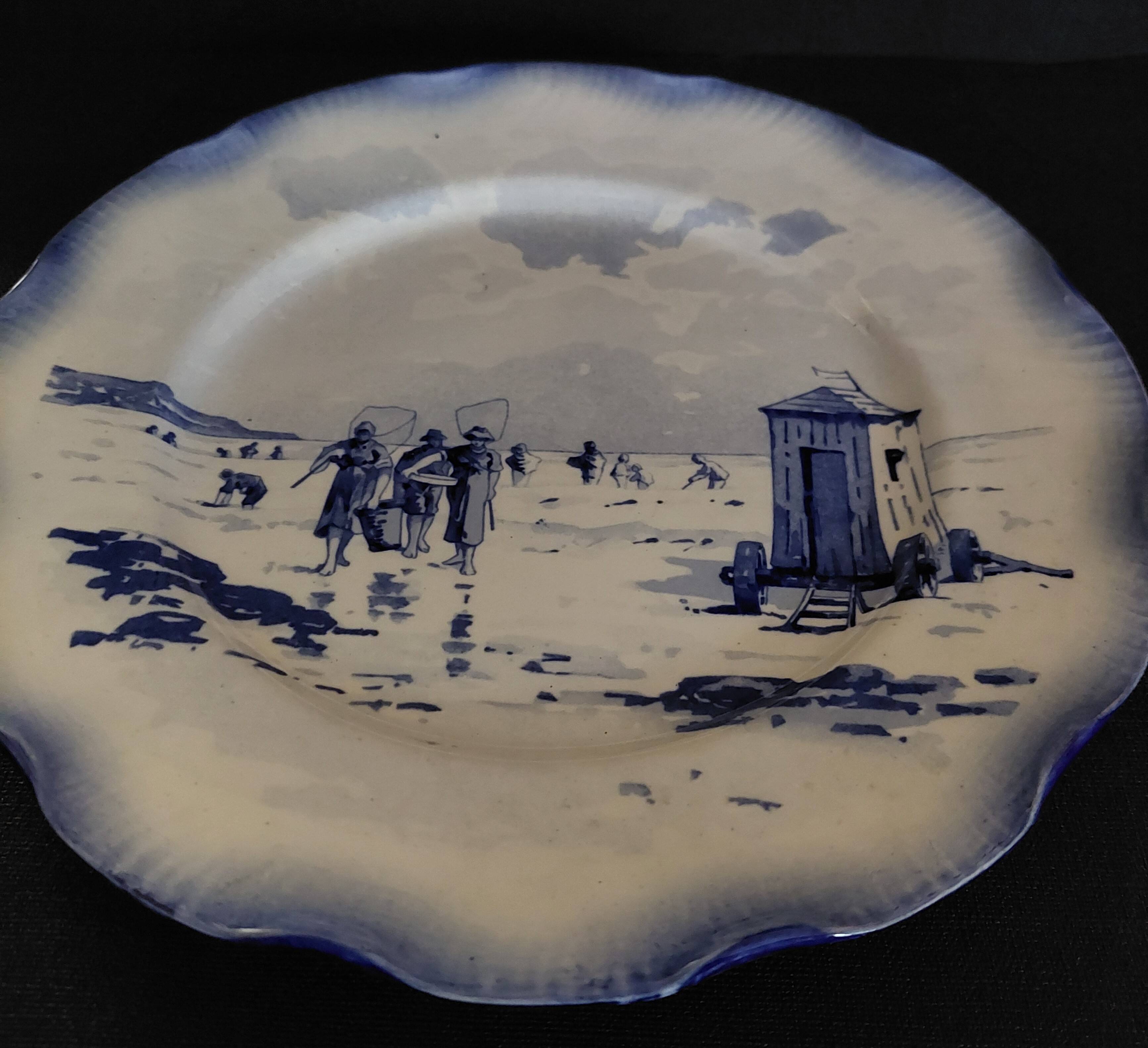 Sarreguemines earthenware plate with Marine decor late 19th century early 20th century
