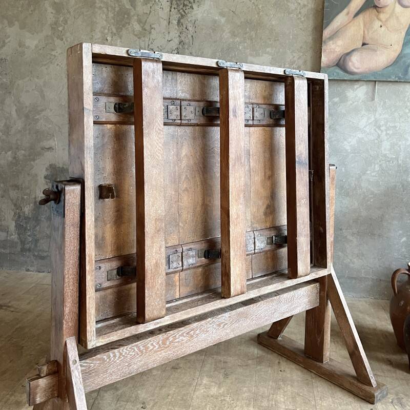 Old photographic table