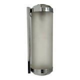 Vintage tubular Art Deco wall light, chrome metal, frosted glass, France, 1930.