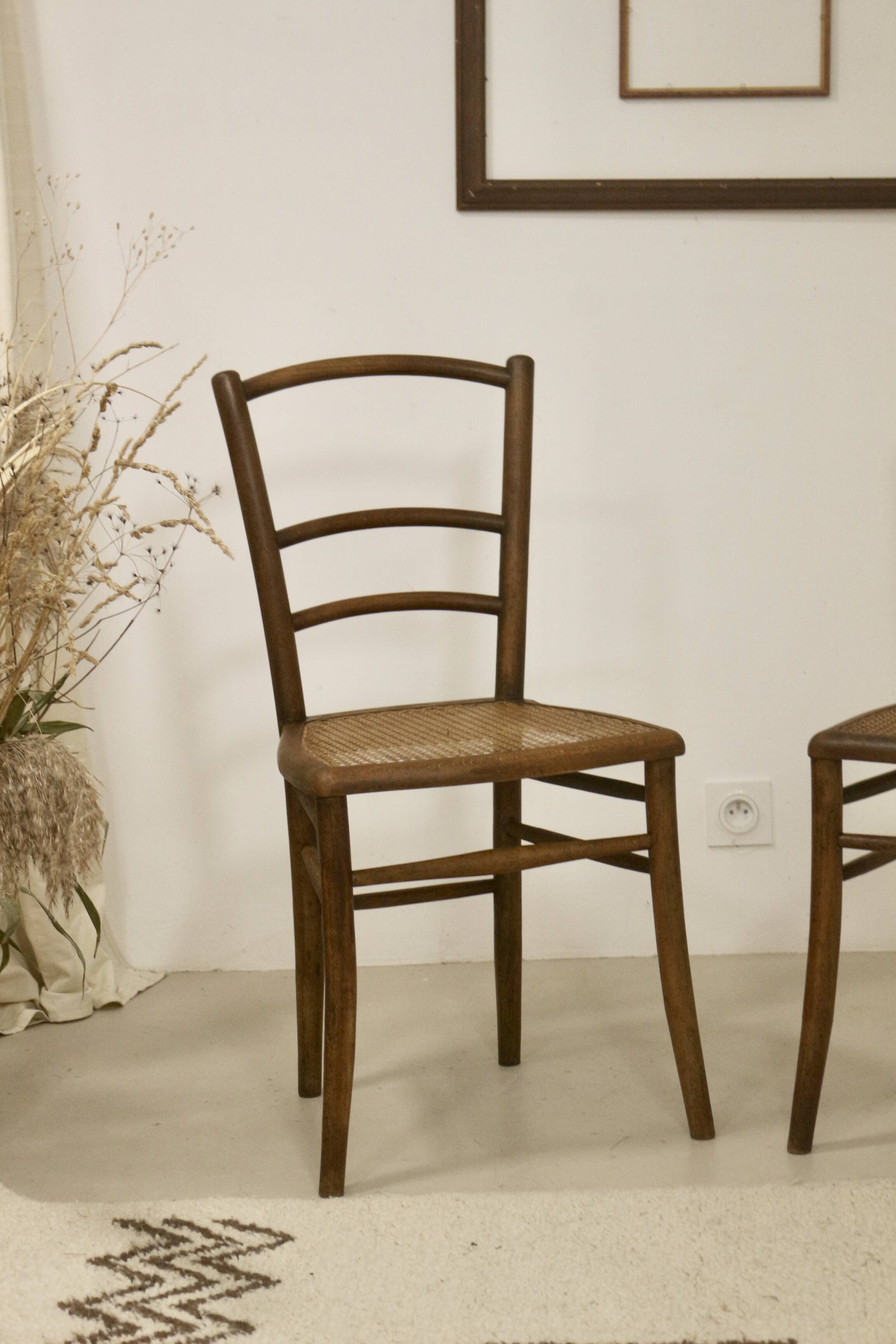 Pair of bistro chairs with canework. Ref Brunelle