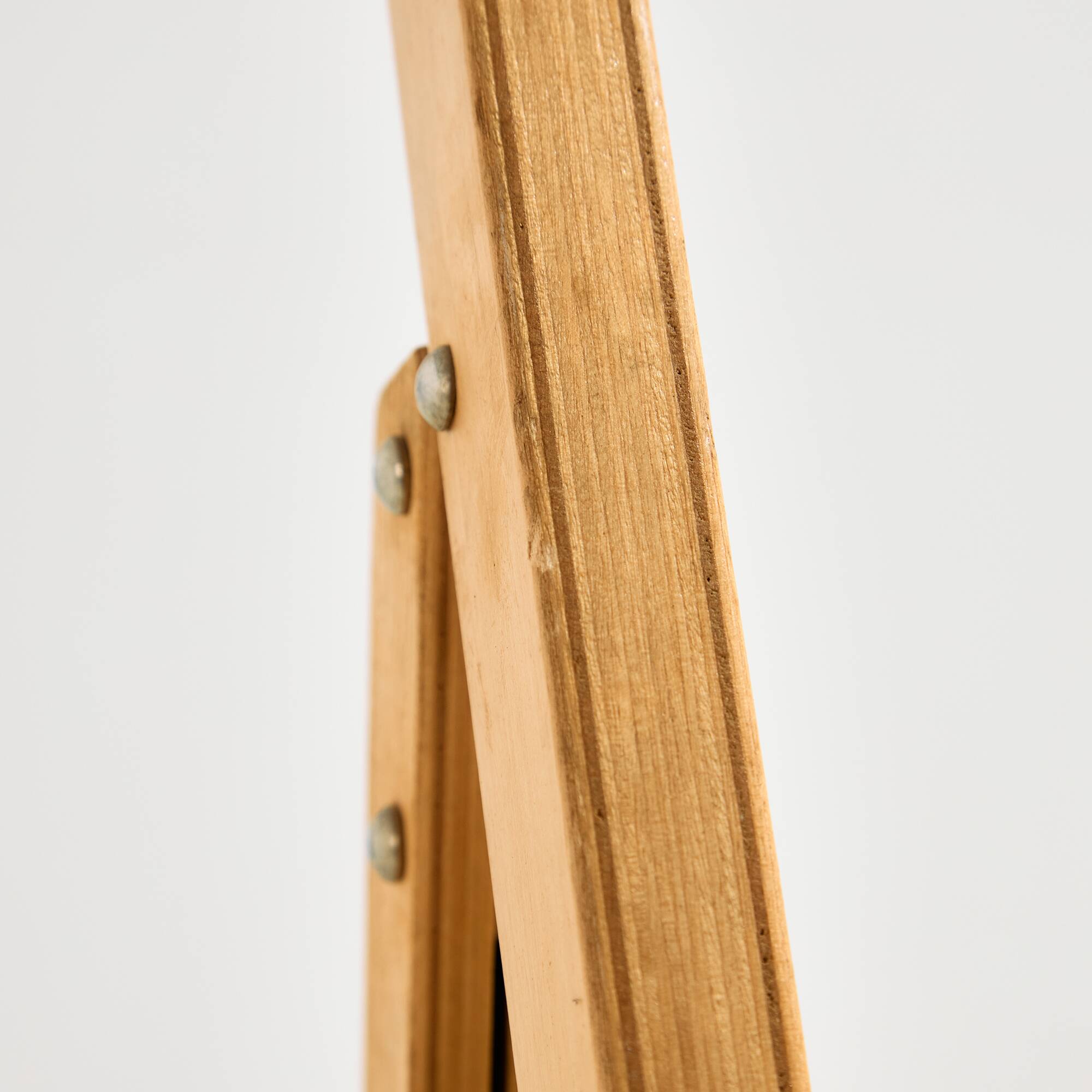 Foldable beech chair