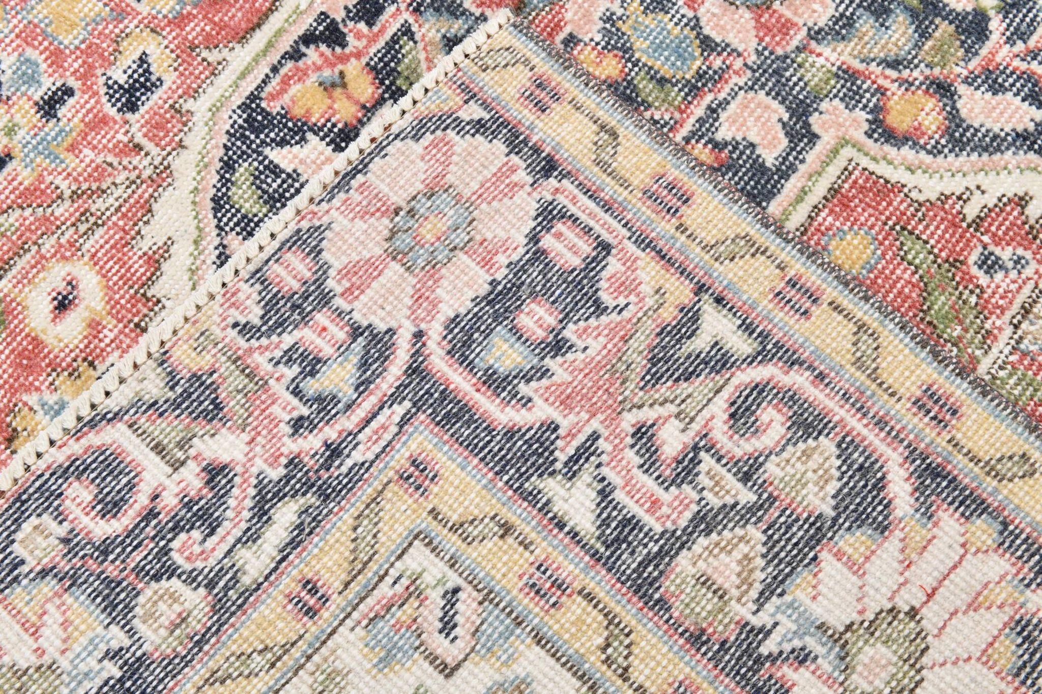 Tapis oriental persan rouge et bleu marine, 207 x 315 cm
