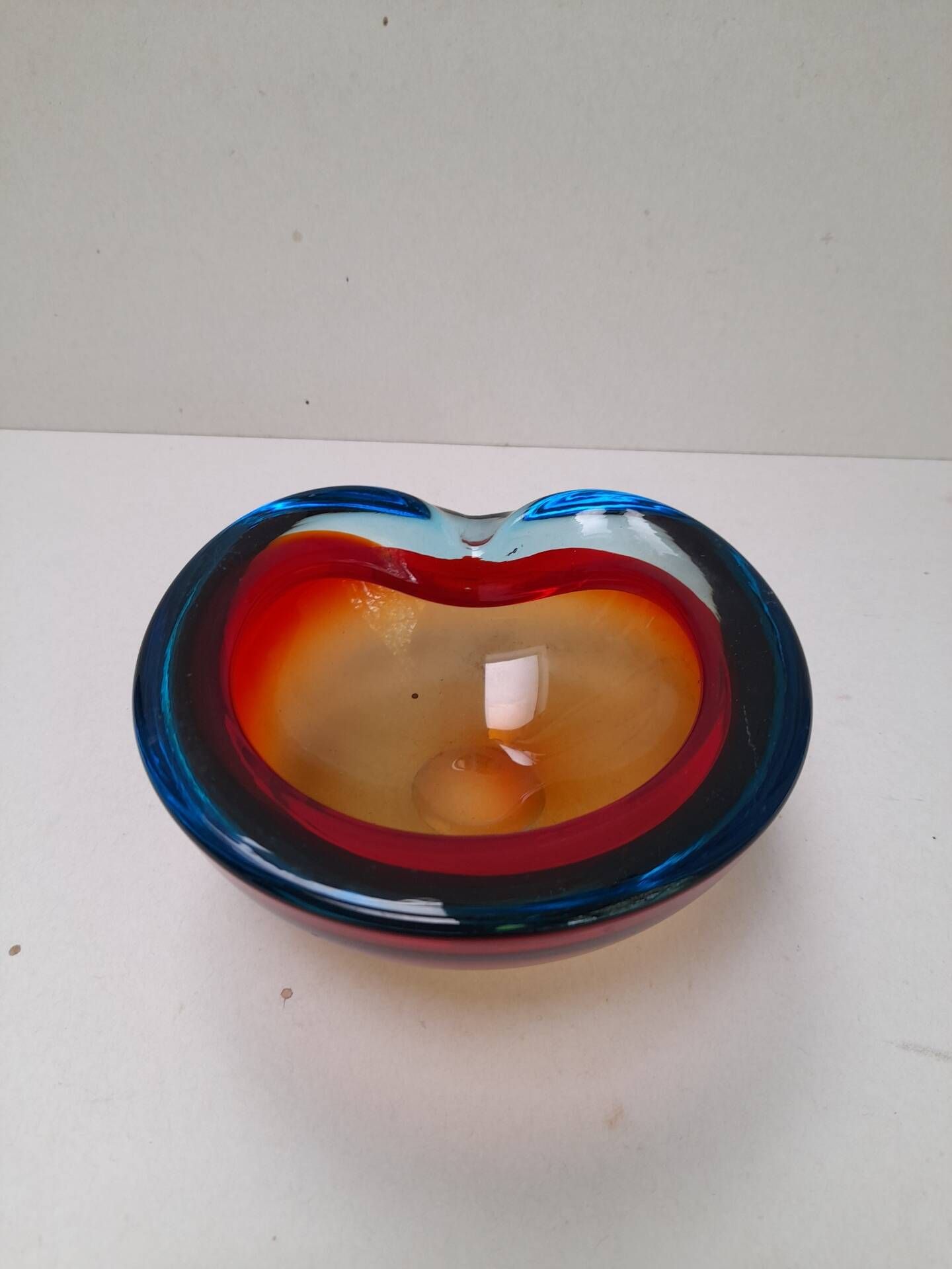 Cendrier ou vide-poche en verre de Murano