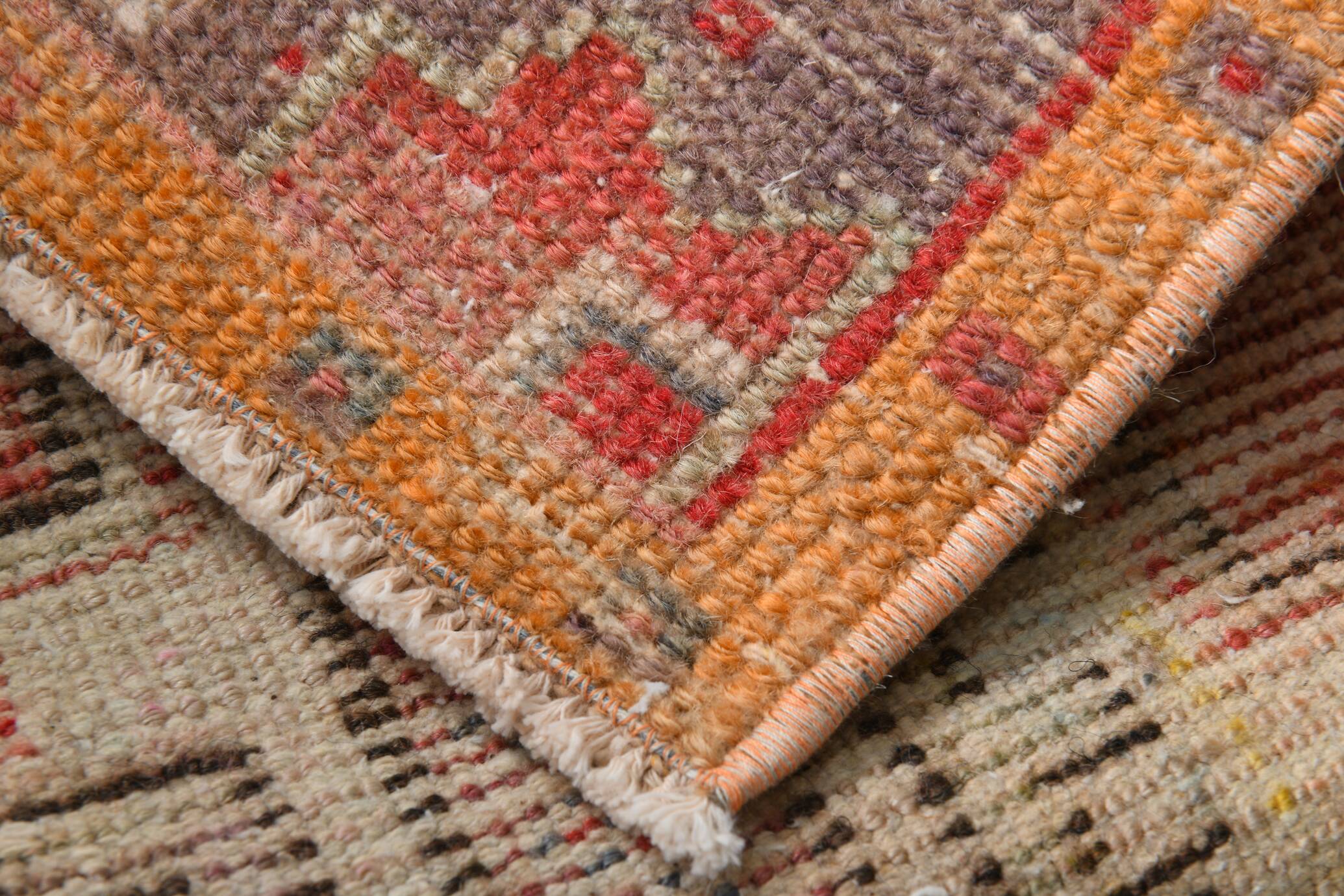 2x3 Red Beige Classic Vintage Rug, 43x82Cm