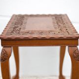 Table guéridon bois sculpté fait à la main, table basse moulurée vintage, table pieds griffe