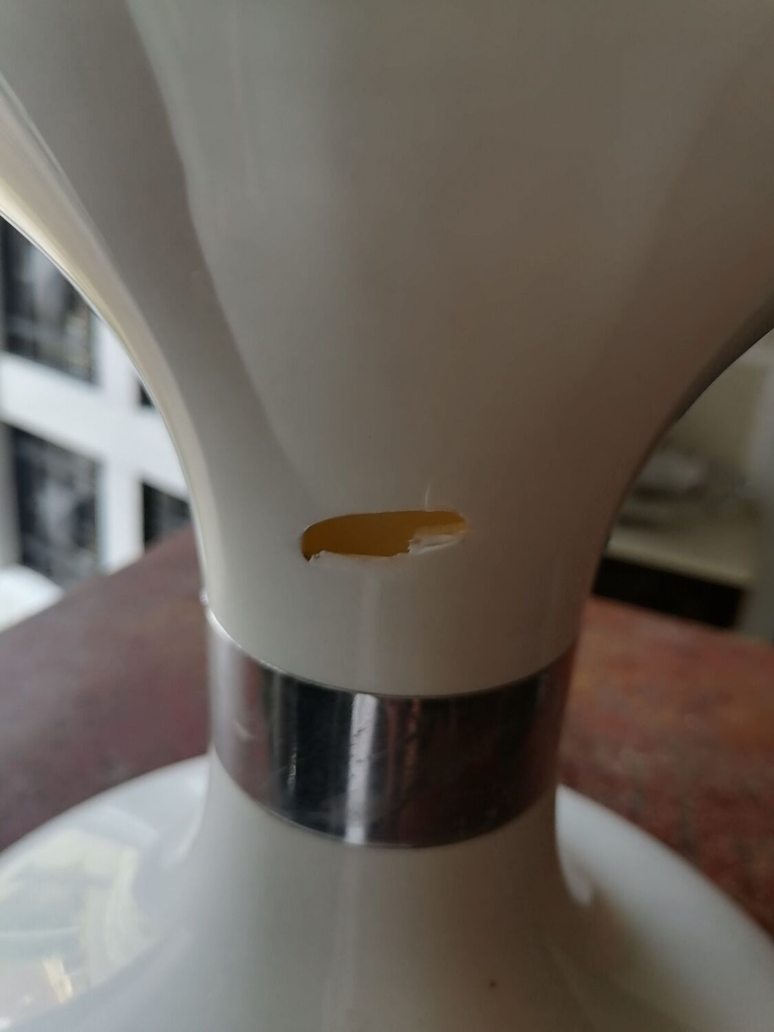 White drum sgabello design 1970