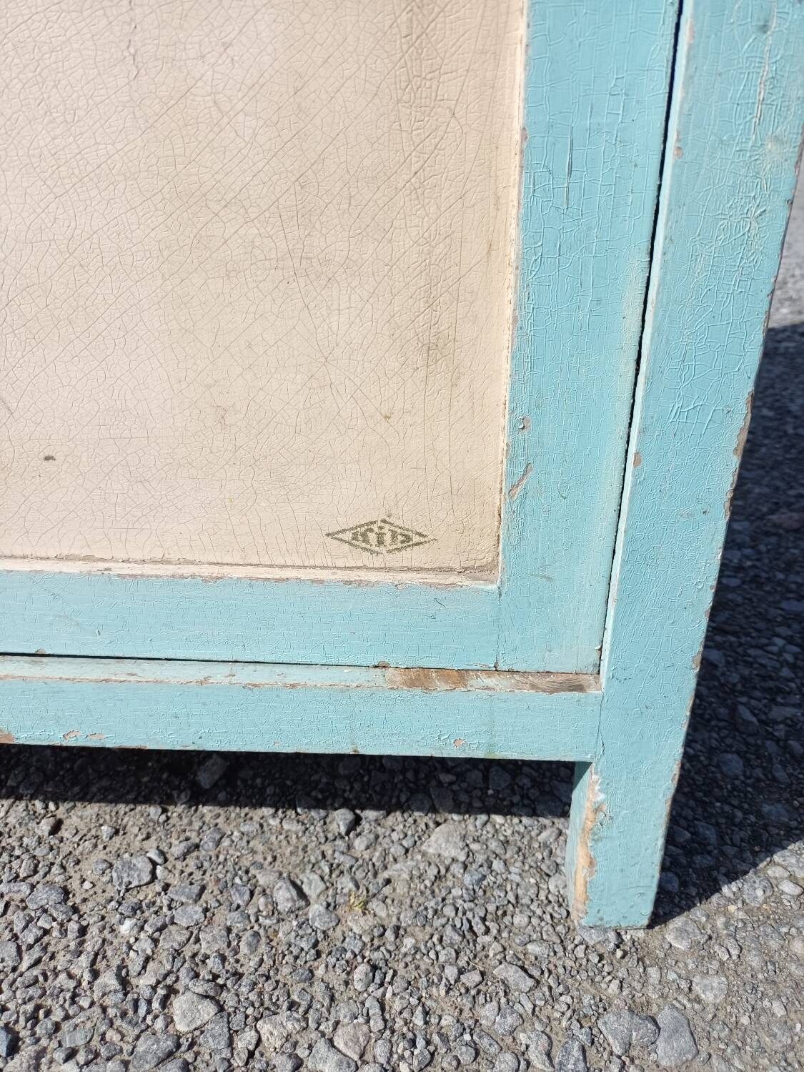 Small 1-door bookcase