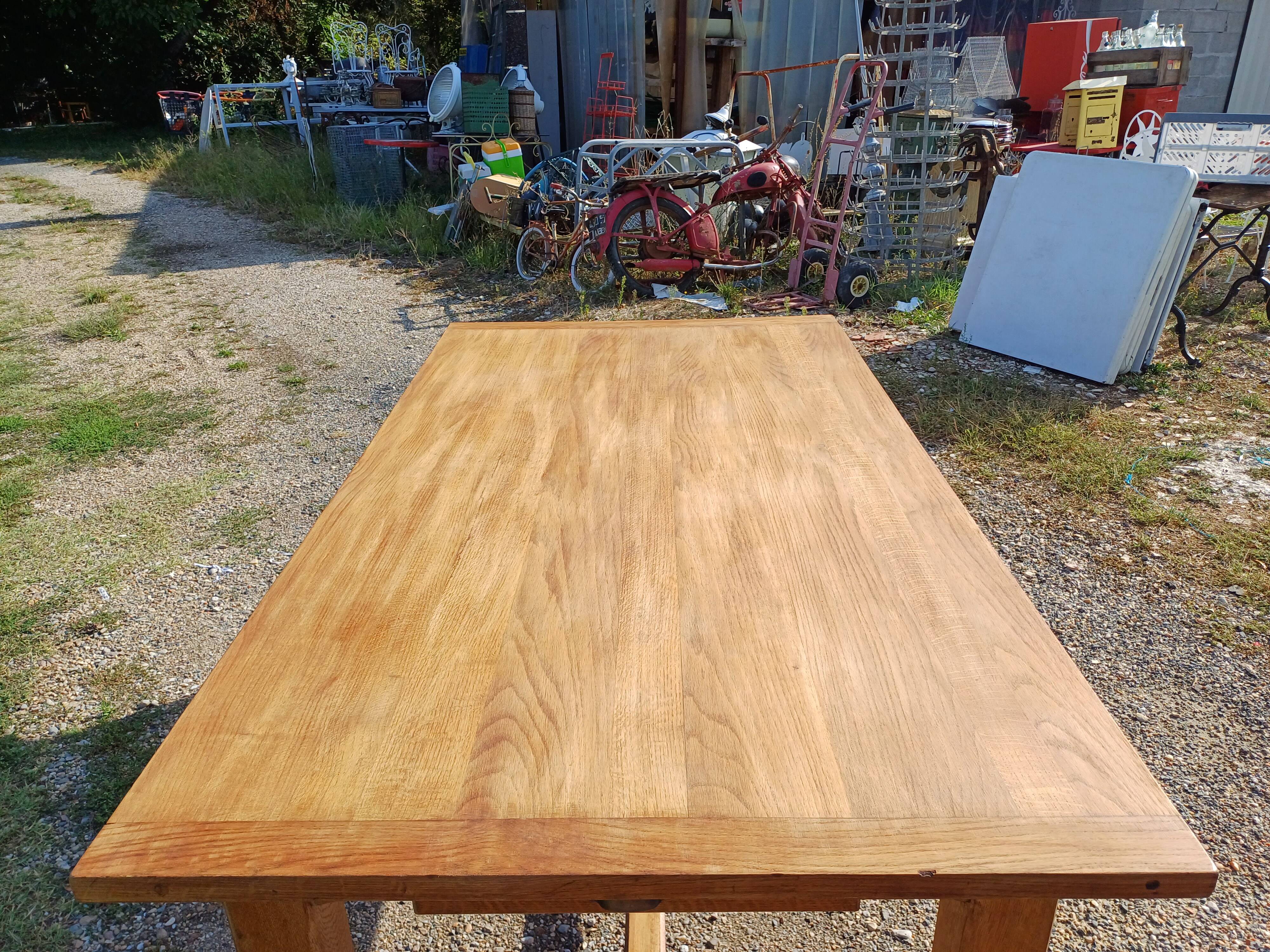 Oak farm table