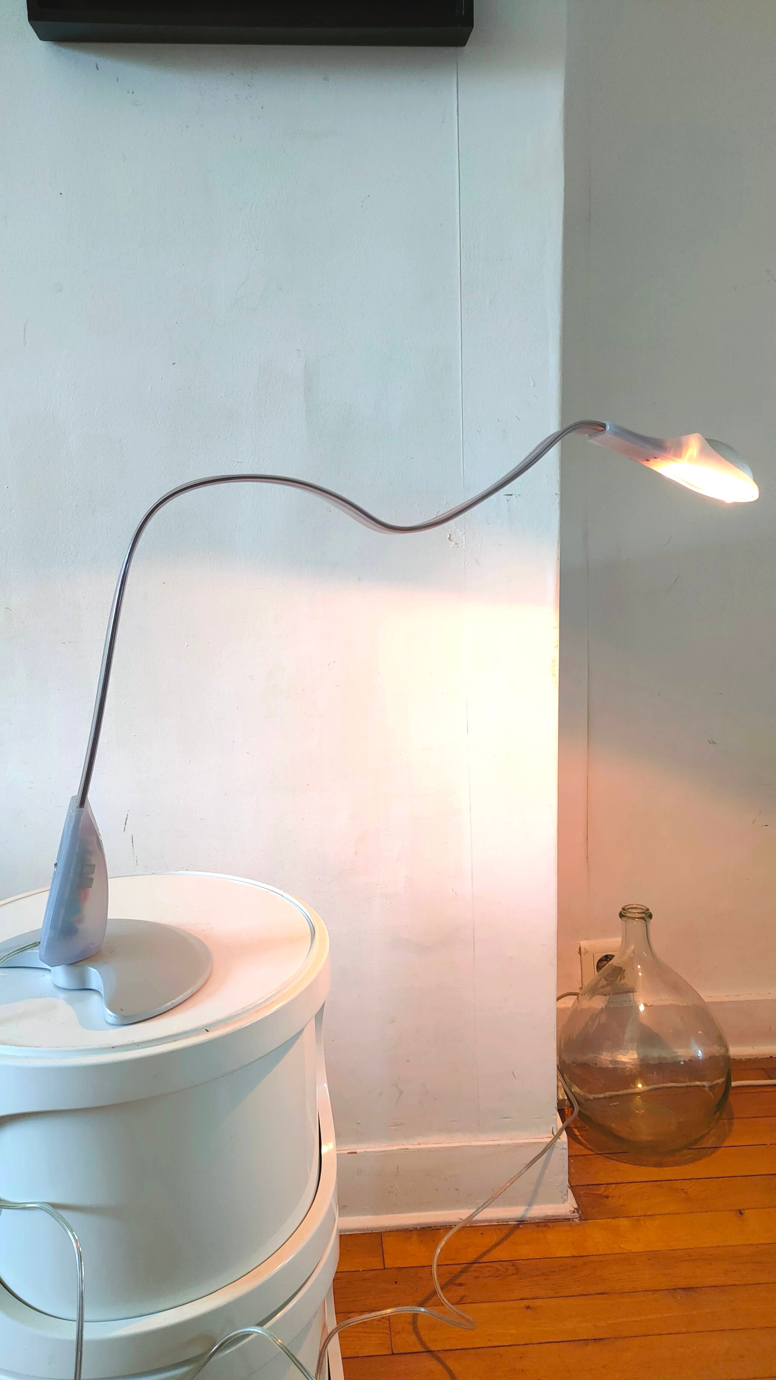 Lampe Ribbon de Alberto Fraser pour Lumen Center Italia 1983